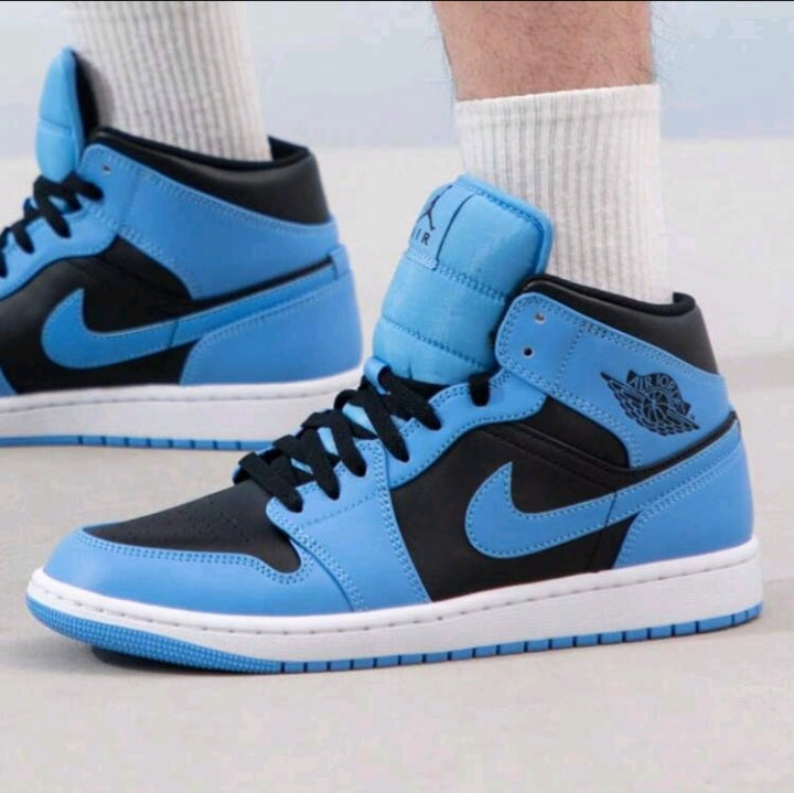Nike AJ1 AIR JORDAN 1 MID Basketball Shoes