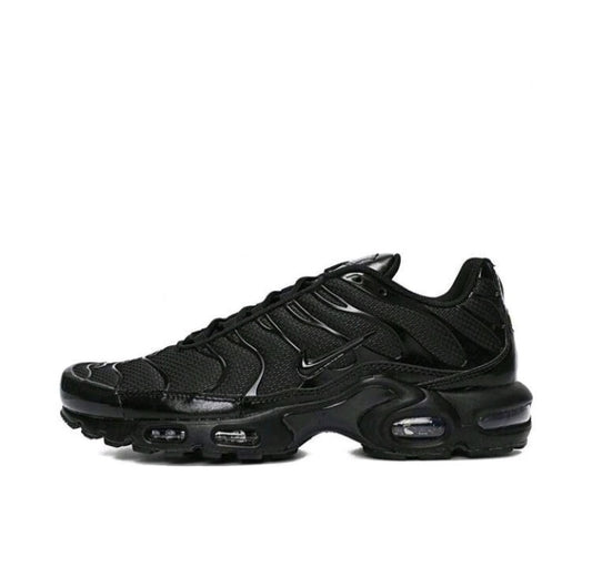 Nike Air Max Plus Athletic Low Top Sneakers